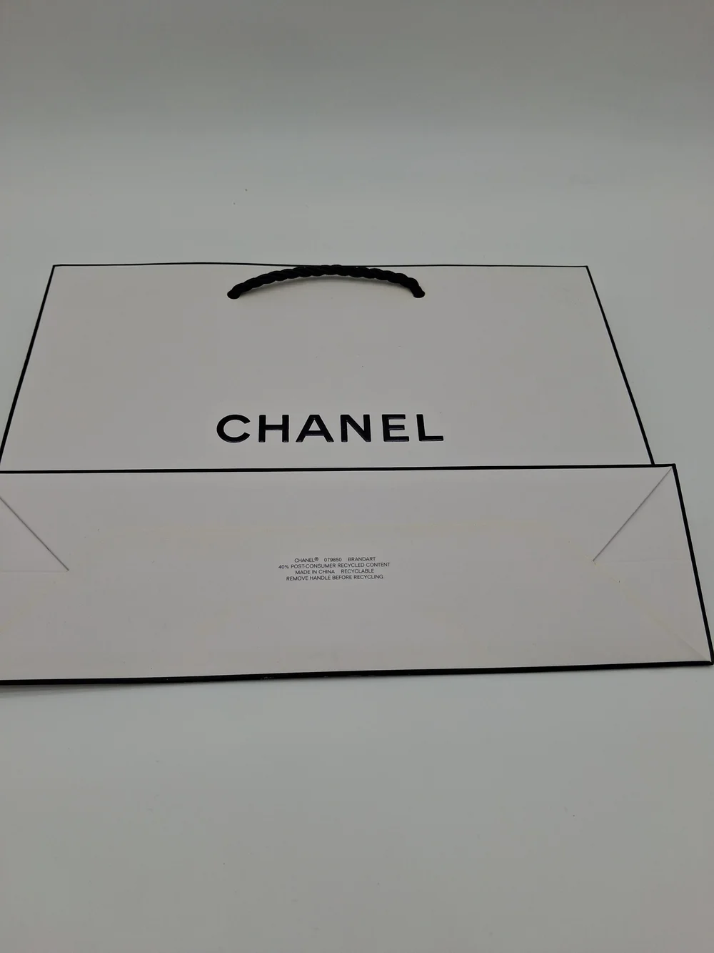CHANEL Gift Bag Gold Camellia White Black Luxury Boutique Packaging EUC